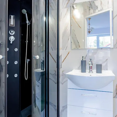 I Marek - Niedaleko Plazy 3* Ostrowo (Puck)