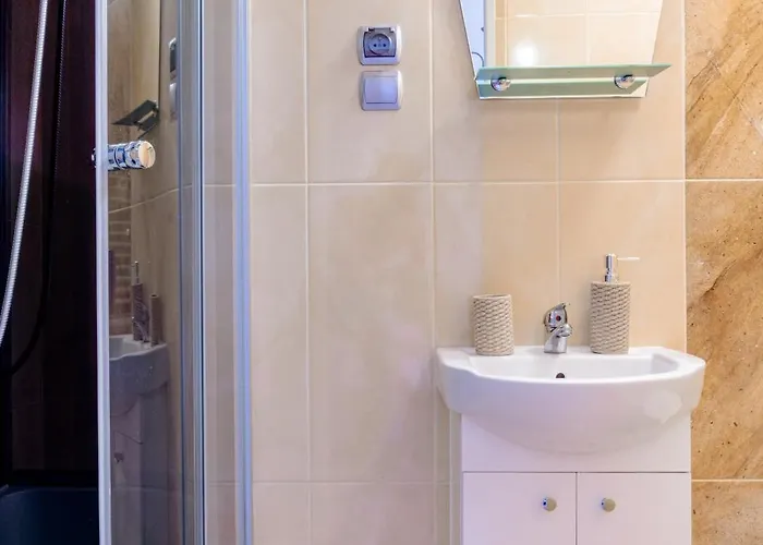 Konukevi I Marek - Niedaleko Plazy